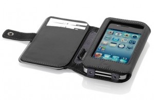 Griffin Elan Passport Wallet 300x195 Griffin Elan Passport Wallet